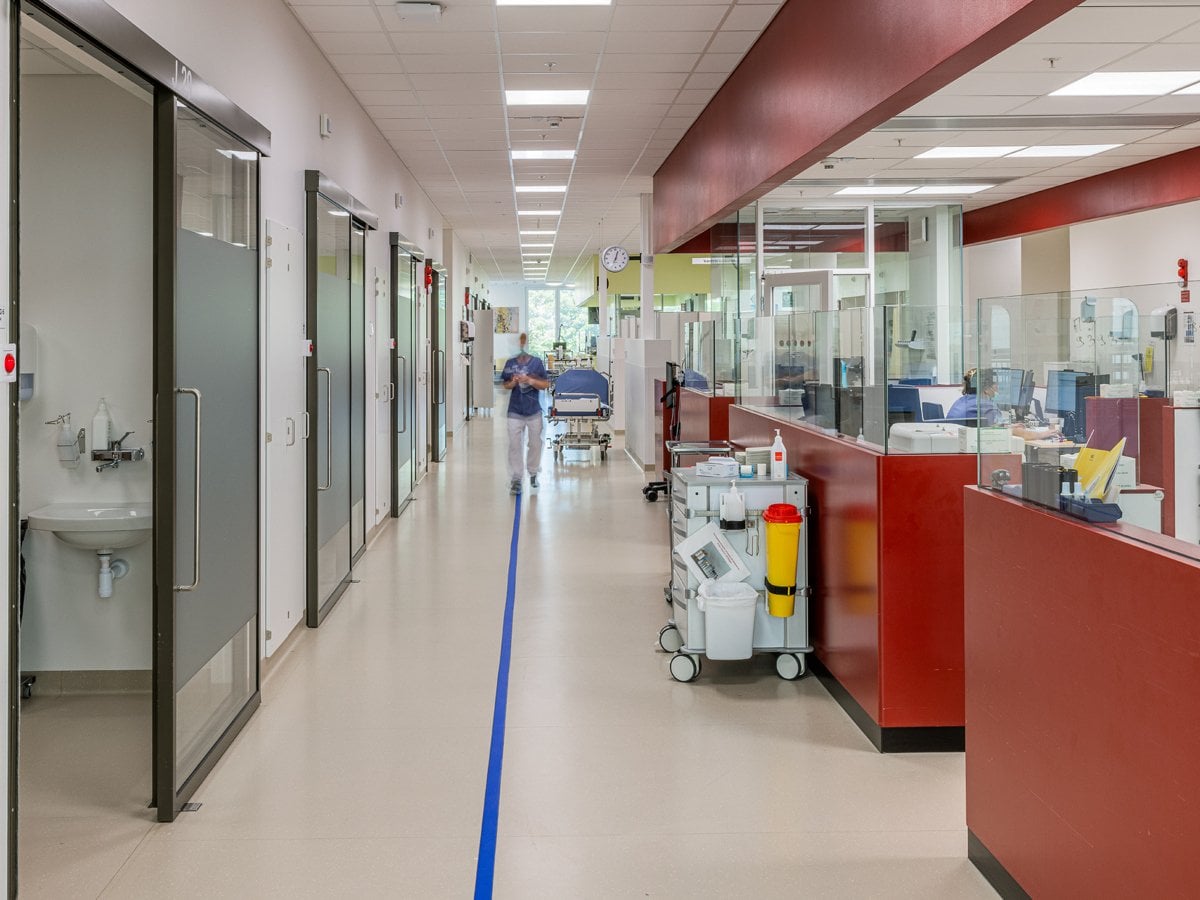 vinröda moduler på akuten